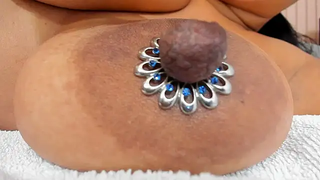 Snapshot of zara_lopez chatting on October 2025 11:54:01 AM zara lopez online show from October 2025 11:54:01 AM