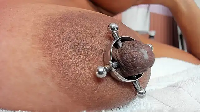 Snapshot of zara_lopez chatting on November 2025 07:18:01 PM zara lopez online show from November 2025 07:18:01 PM