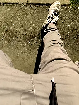 AthandJumper online show from April 2026 11:42:02 PM