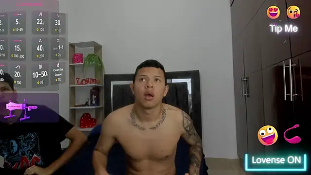 Snapshot of LatinsGuys2026 chatting on March 2026 12:29:01 PM LatinsGuys2026 online show from March 2026 12:29:01 PM