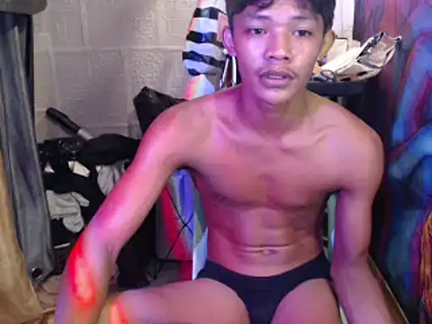 Snapshot of pinoy_lowey18 chatting on June 2026 01:12:01 PM pinoy lowey18 online show from June 2026 01:12:01 PM