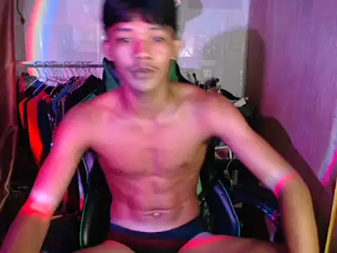 Snapshot of pinoy_lowey18 chatting on May 2026 12:12:01 PM pinoy lowey18 online show from May 2026 12:12:01 PM