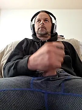 middickstroking online show from March 2026 10:11:01 PM