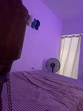 Valerials online show from April 2026 07:07:02 PM