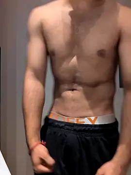 handsome-hunky online show from March 2026 03:45:02 PM