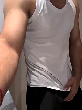 handsome-hunky online show from April 2026 02:07:02 PM