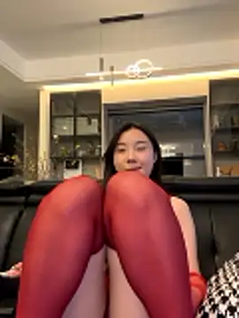 xiaoxiong168 online show from April 2026 11:16:02 AM