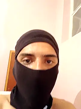 brytiagoBD55 online show from April 2026 06:31:02 AM