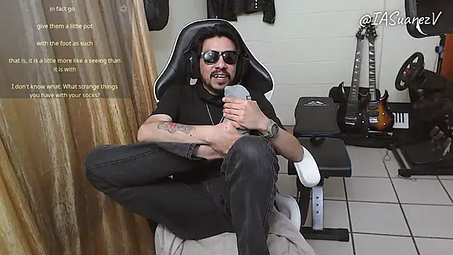 IASuarezV online show from April 2026 07:48:02 AM