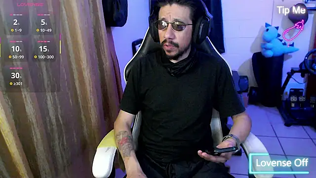 IASuarezV online show from May 2026 05:36:02 AM
