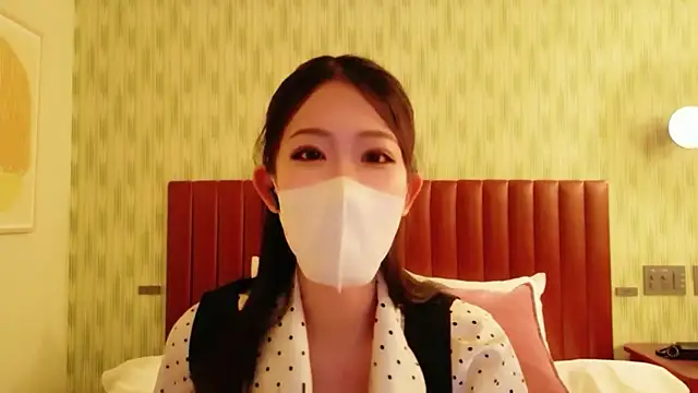 maya chan desu online show from April 2026 02:05:01 AM