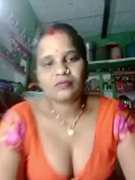 Snapshot of Shivani09900 chatting on May 2026 07:53:02 PM Shivani09900 online show from May 2026 07:53:02 PM