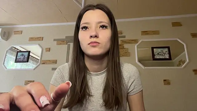 VersedFiend online show from May 2026 08:25:02 AM