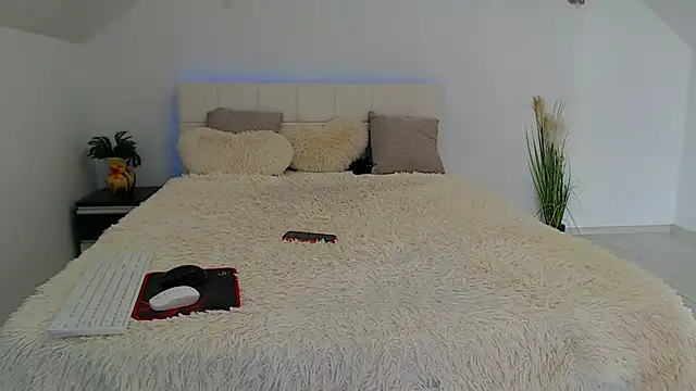 sexxydeea online show from July 2026 10:01:01 AM