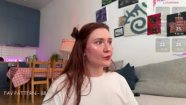 AurikTrix online show from June 2026 02:12:02 AM