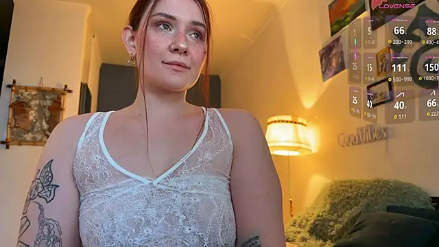AurikTrix online show from April 2026 01:37:01 PM