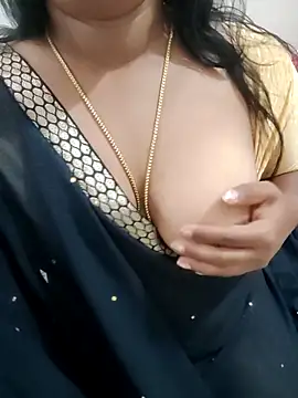 Snapshot of Ramya_456 chatting on May 2026 06:00:01 AM Ramya 456 online show from May 2026 06:00:01 AM