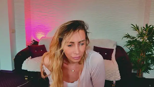 AngelWooW online show from March 2026 08:26:33 AM