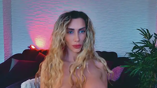 AngelWooW online show from April 2026 05:37:01 AM