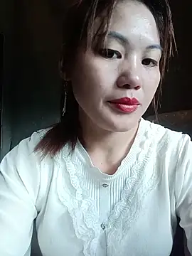 Snapshot of meg_06 chatting on May 2026 01:12:02 AM meg 06 online show from May 2026 01:12:02 AM