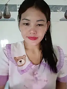Snapshot of meg_06 chatting on June 2026 02:11:02 AM meg 06 online show from June 2026 02:11:02 AM