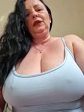 angelicalov online show from April 2026 01:23:01 PM
