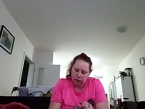 Jahudka47 online show from April 2026 10:18:02 AM