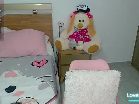 honey-blossom online show from May 2026 05:02:01 AM