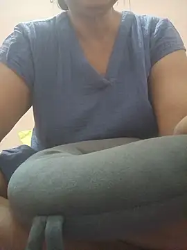 Wild Kiara online show from June 2026 05:52:02 PM