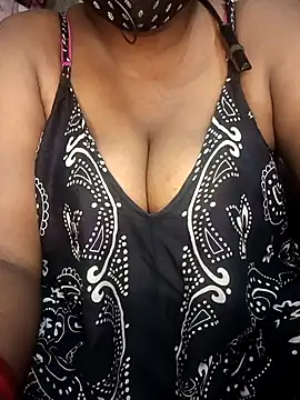 Wild Kiara online show from May 2026 07:50:02 PM