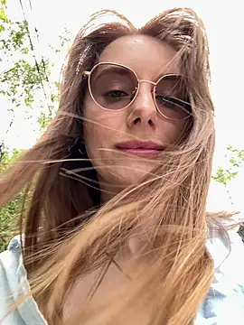 FReyja 44 online show from May 2026 09:17:02 AM