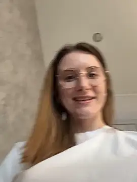 FReyja 44 online show from April 2026 11:01:01 AM