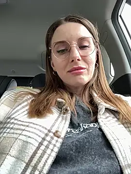 FReyja 44 online show from April 2026 10:44:02 AM