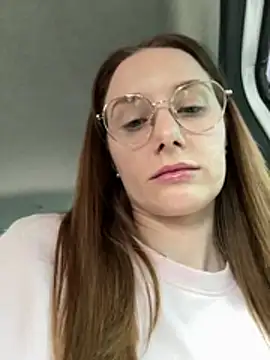 Snapshot of FReyja_44 chatting on June 2026 08:33:02 AM FReyja 44 online show from June 2026 08:33:02 AM