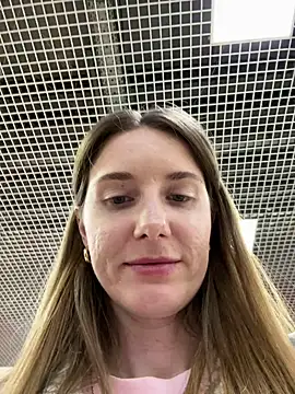 FReyja 44 online show from April 2026 11:28:02 AM