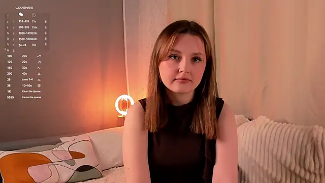 LorriMonz online show from May 2026 01:07:01 AM