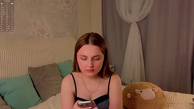 LorriMonz online show from June 2026 01:54:01 AM