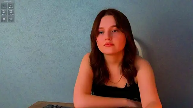 LorriMonz online show from July 2026 01:50:02 AM