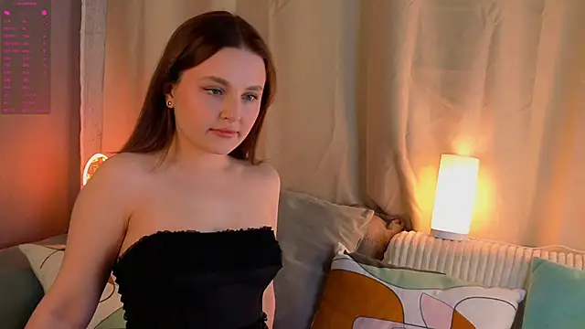 LorriMonz online show from May 2026 01:46:02 AM
