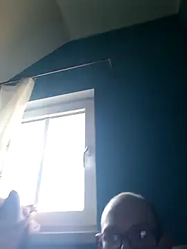 Snapshot of tomeksex1x chatting on November 2025 10:41:01 AM tomeksex1x online show from November 2025 10:41:01 AM