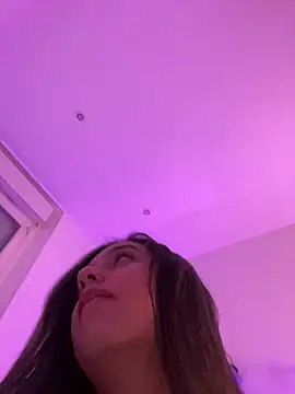 Lusty Lunaa online show from April 2026 07:15:02 AM