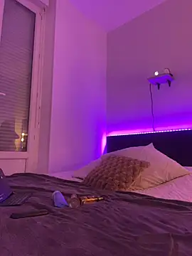 Snapshot of Lusty_Lunaa chatting on April 2026 07:25:01 AM Lusty Lunaa online show from April 2026 07:25:01 AM