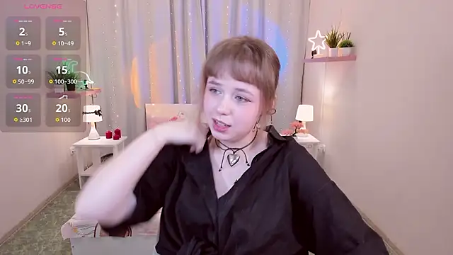 LeonaHicks online show from March 2026 06:03:01 AM