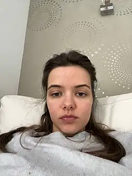 Snapshot of AForbiddenFlower chatting on April 2026 06:19:02 AM AForbiddenFlower online show from April 2026 06:19:02 AM