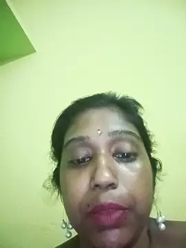 bannerjeesneha20 online show from May 2026 02:23:01 PM