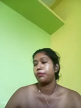 bannerjeesneha20 online show from May 2026 03:02:02 AM