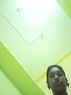 bannerjeesneha20 online show from May 2026 07:19:02 PM