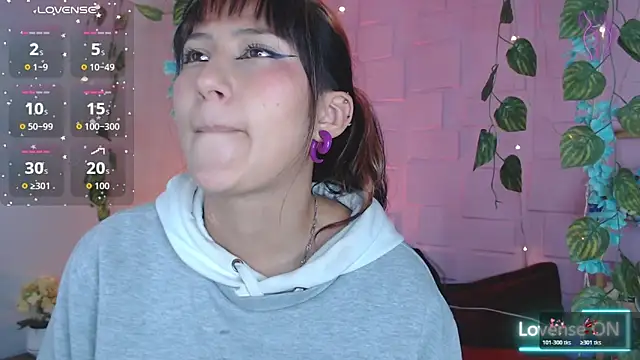 eyes moonn online show from March 2026 12:16:02 PM