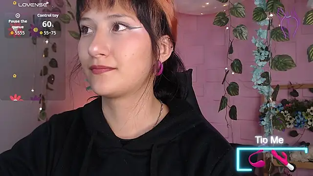 eyes moonn online show from March 2026 11:22:02 AM