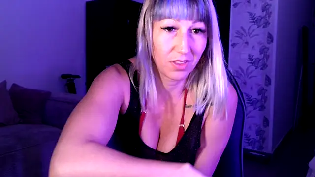 kendra peach online show from April 2026 09:10:02 PM